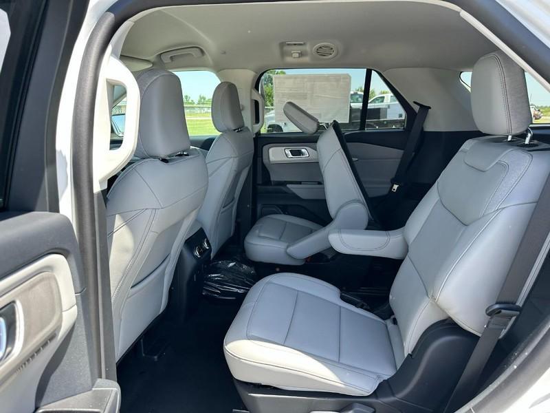 new 2026 Ford Explorer car, priced at $50,015
