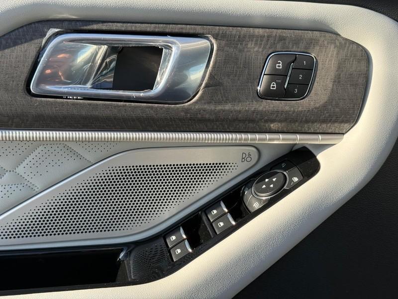 new 2026 Ford Explorer car, priced at $51,654