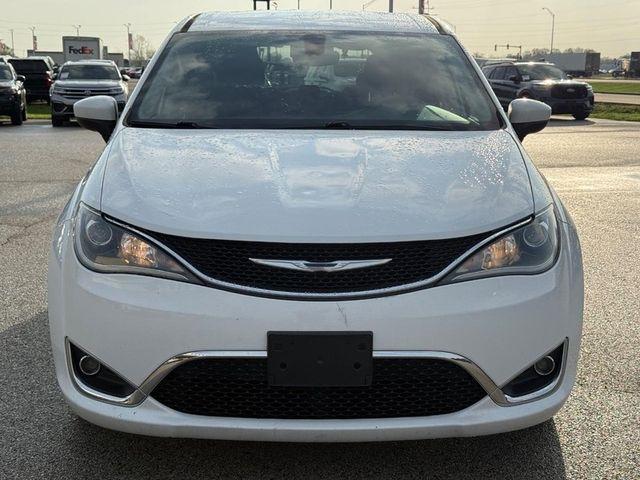 used 2017 Chrysler Pacifica car, priced at $9,500