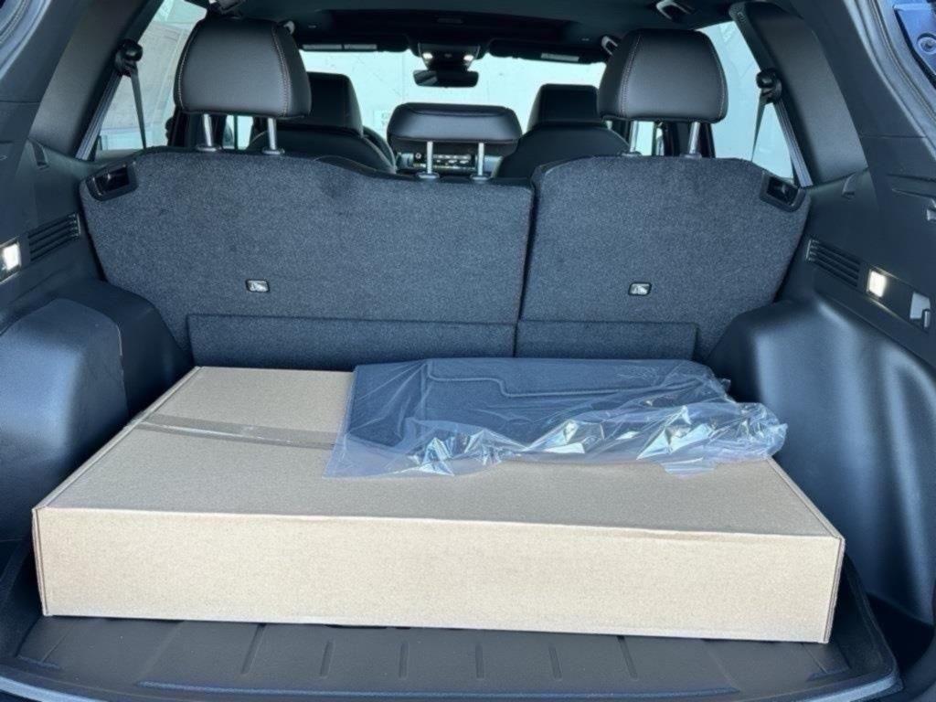 new 2026 Honda CR-V Hybrid car, priced at $39,175