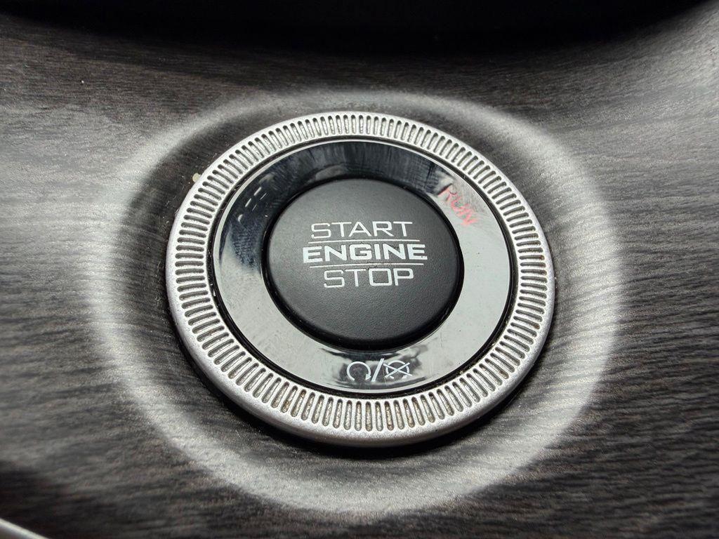used 2022 Jeep Grand Cherokee L car, priced at $26,645