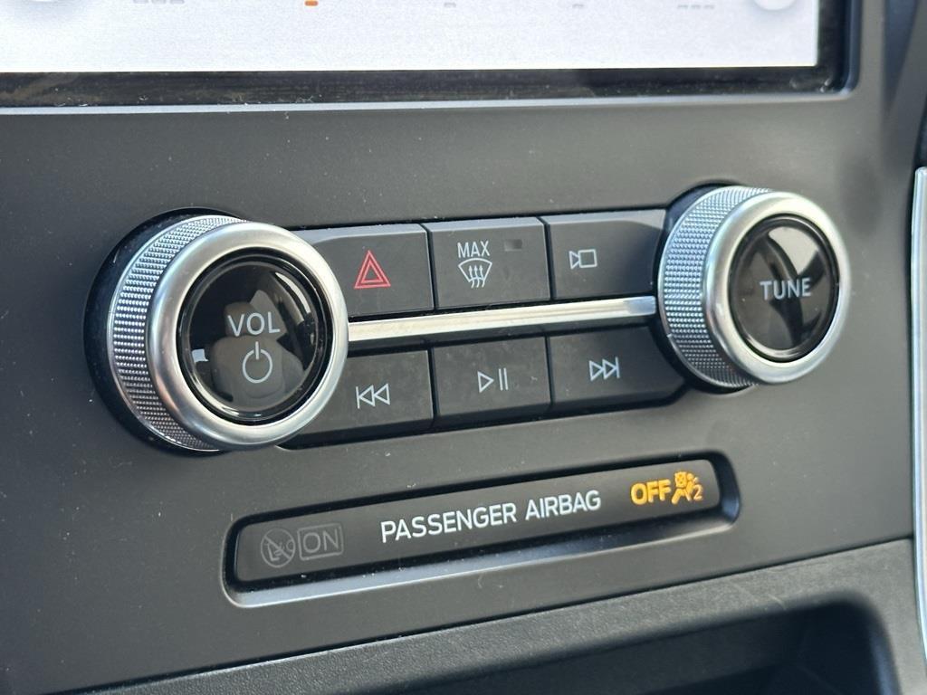 used 2024 Ford Edge car, priced at $23,669