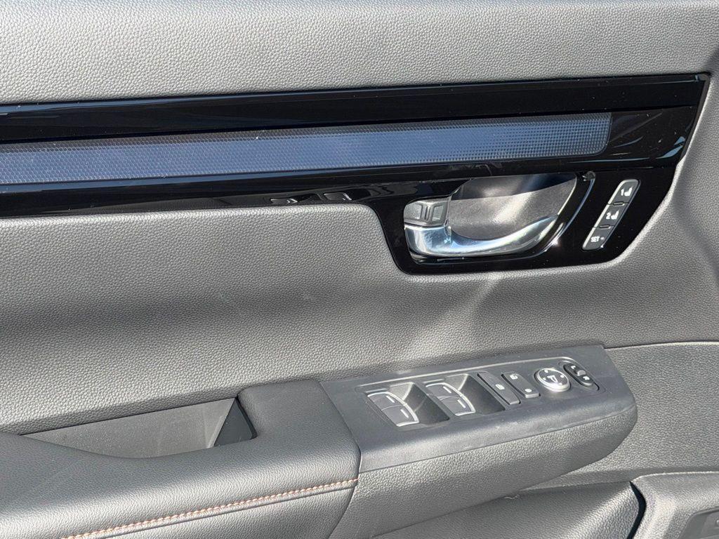 new 2026 Honda CR-V Hybrid car, priced at $46,503
