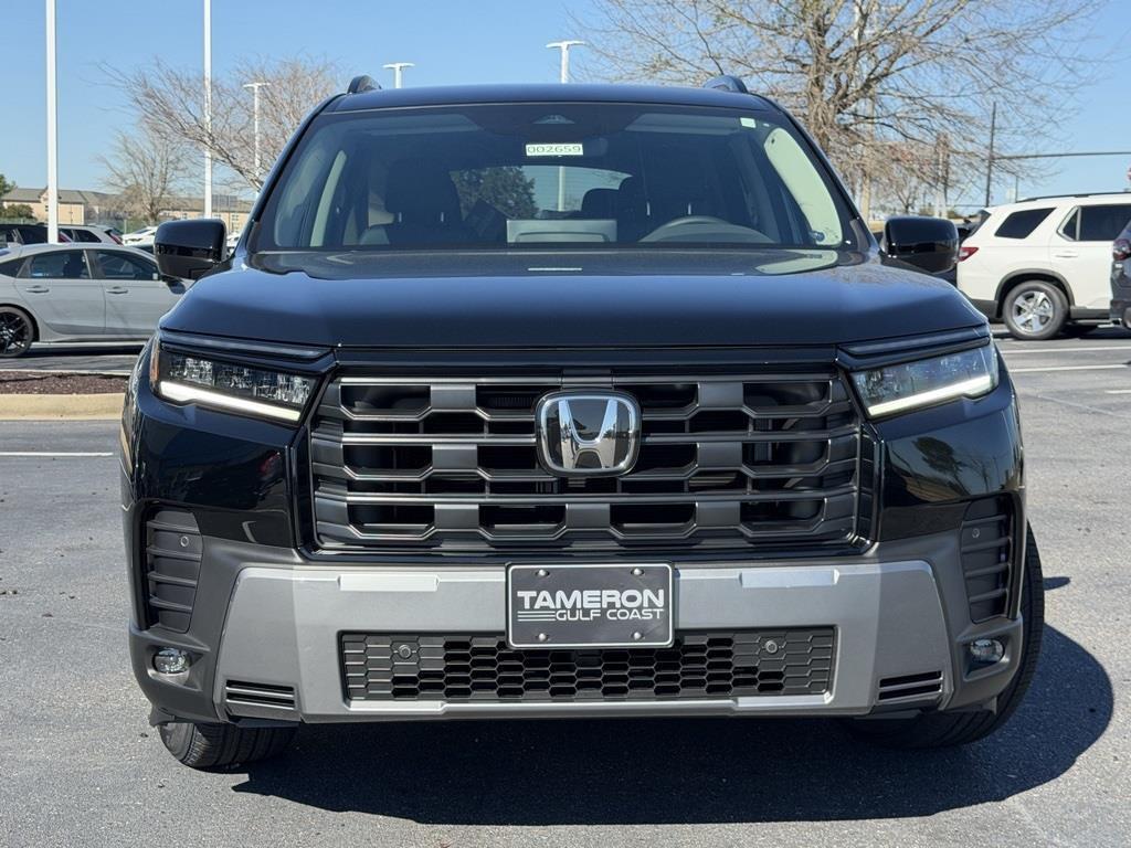 new 2026 Honda Pilot car, priced at $45,990
