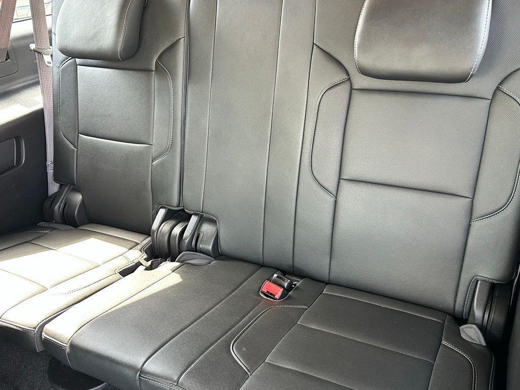 used 2016 GMC Yukon XL car, priced at $19,000