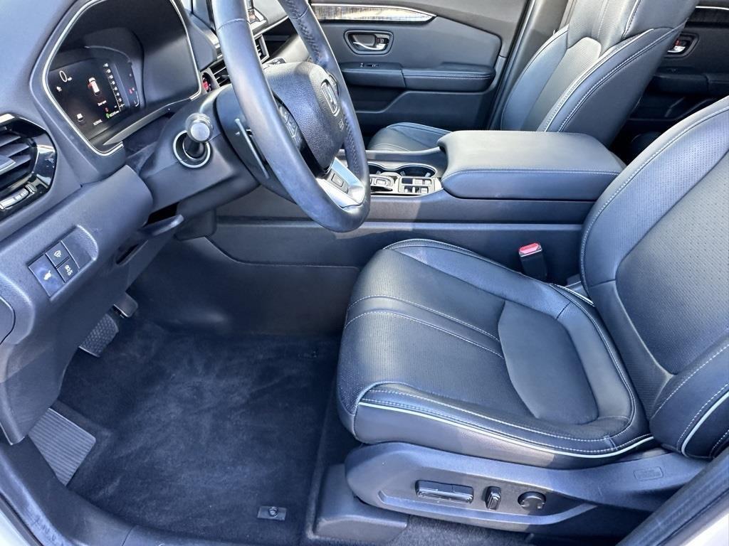 used 2024 Honda Pilot car, priced at $46,025
