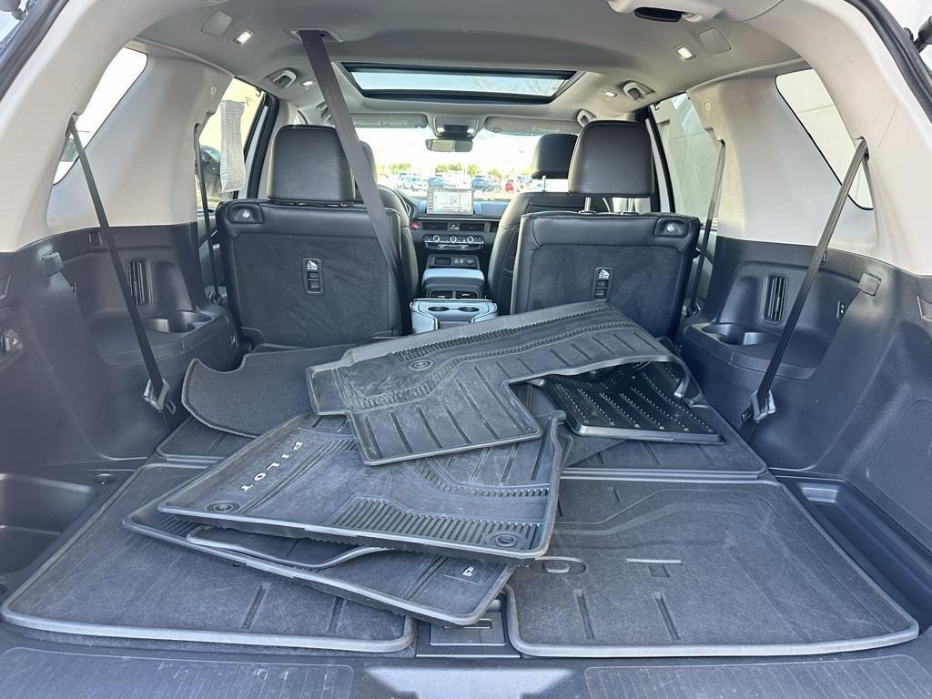 used 2024 Honda Pilot car, priced at $46,025