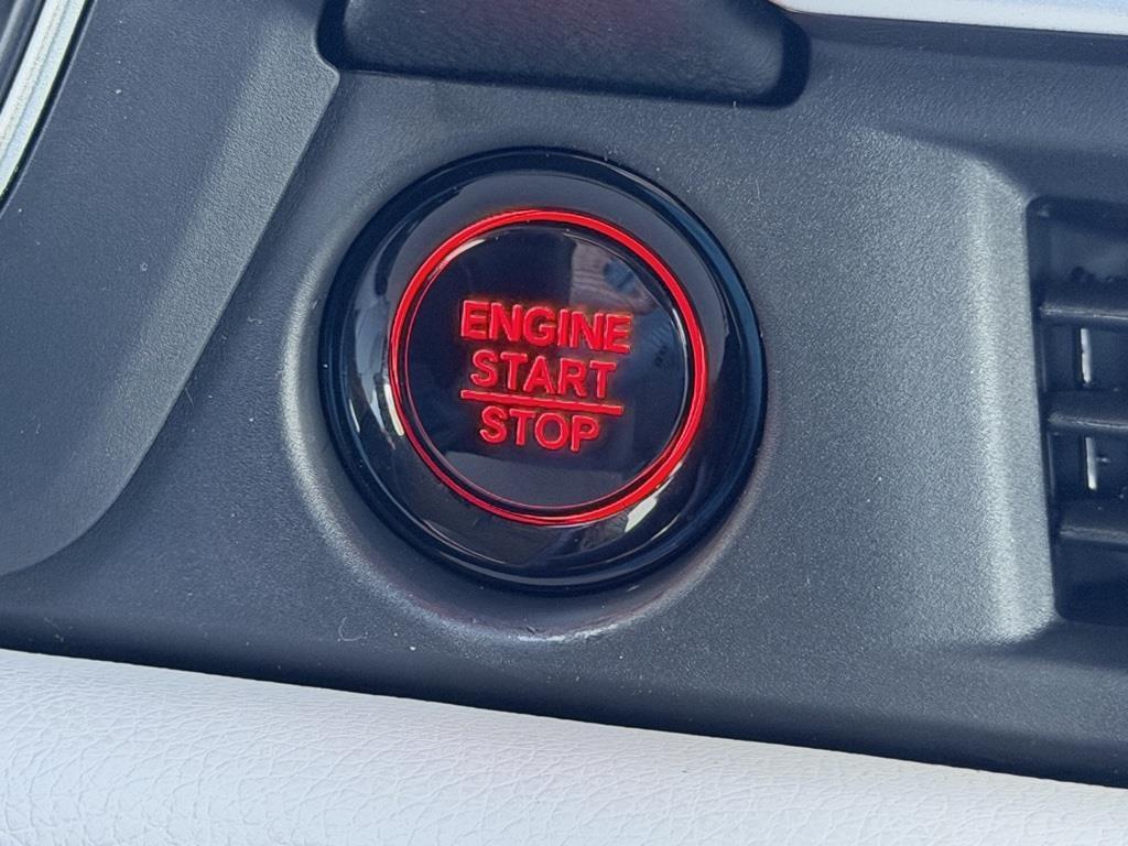 new 2026 Honda Pilot car, priced at $45,990