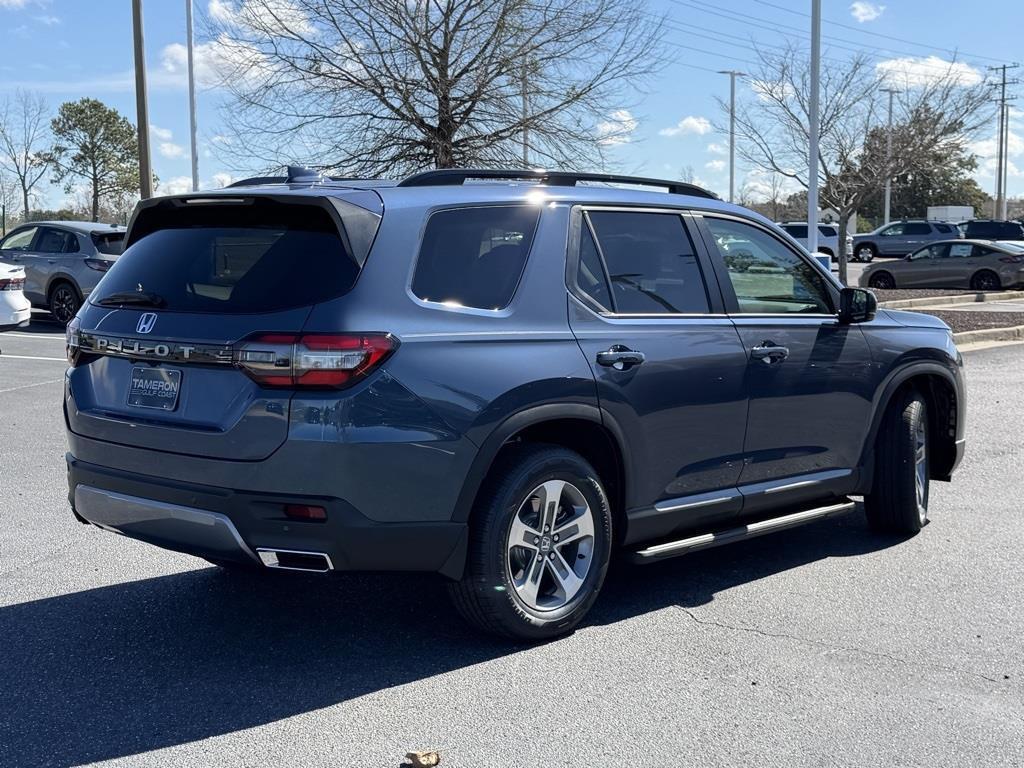 new 2026 Honda Pilot car, priced at $45,990