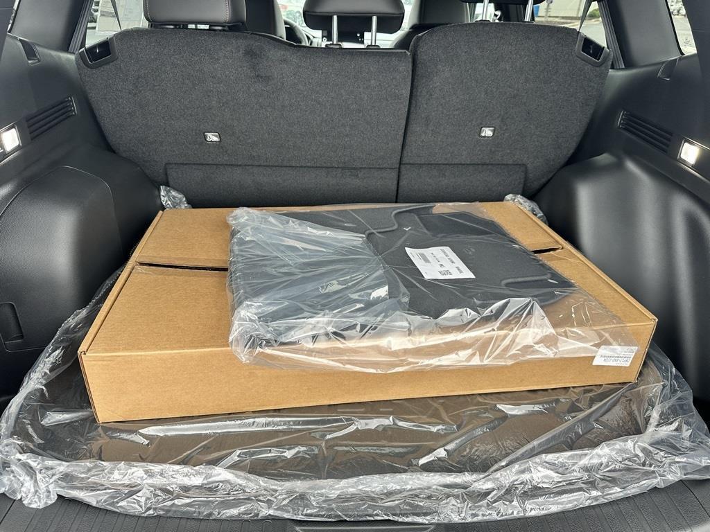 new 2026 Honda CR-V Hybrid car, priced at $39,175