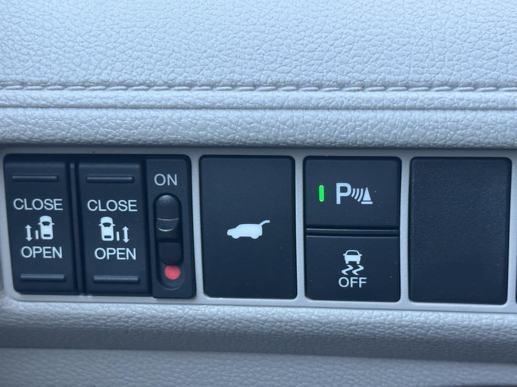 new 2026 Honda Odyssey car, priced at $48,990