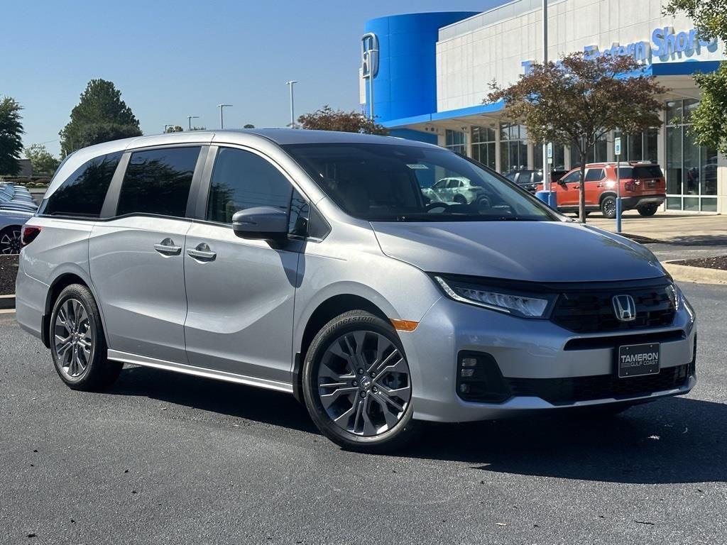new 2026 Honda Odyssey car, priced at $48,990