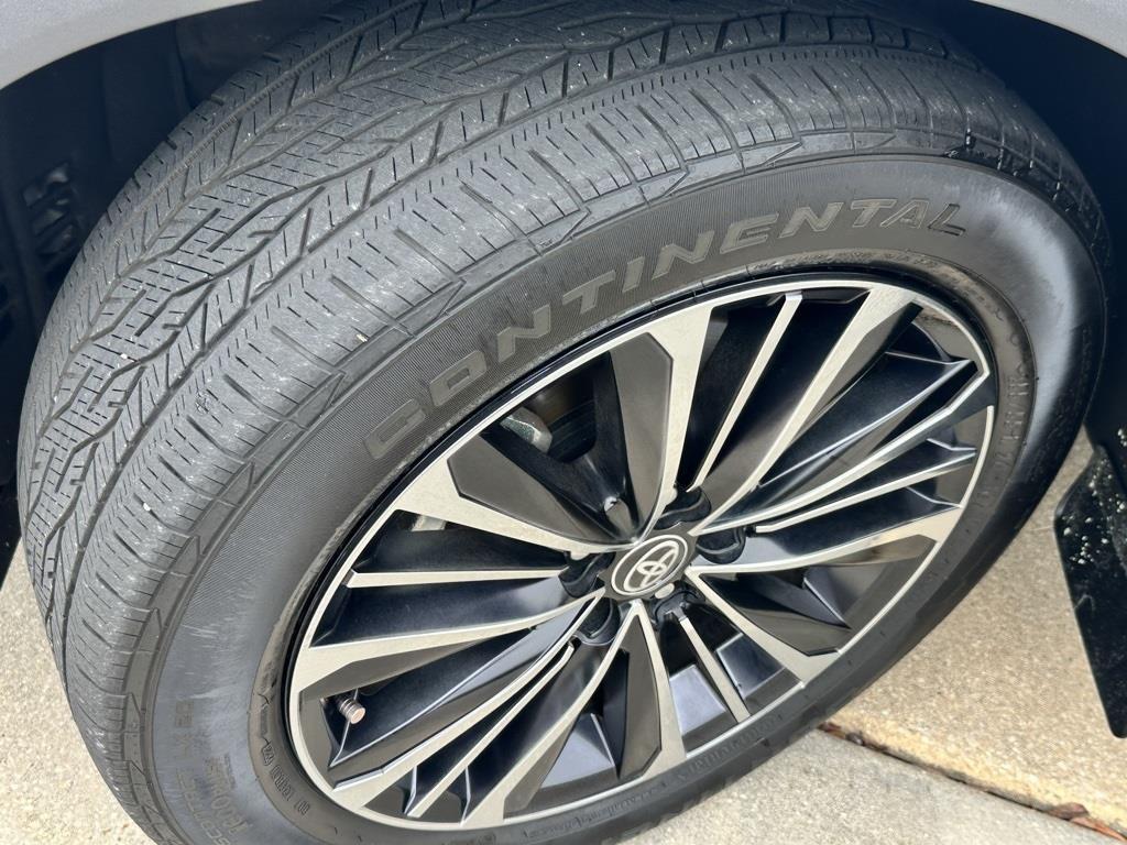 used 2024 Toyota Grand Highlander Hybrid car, priced at $48,940