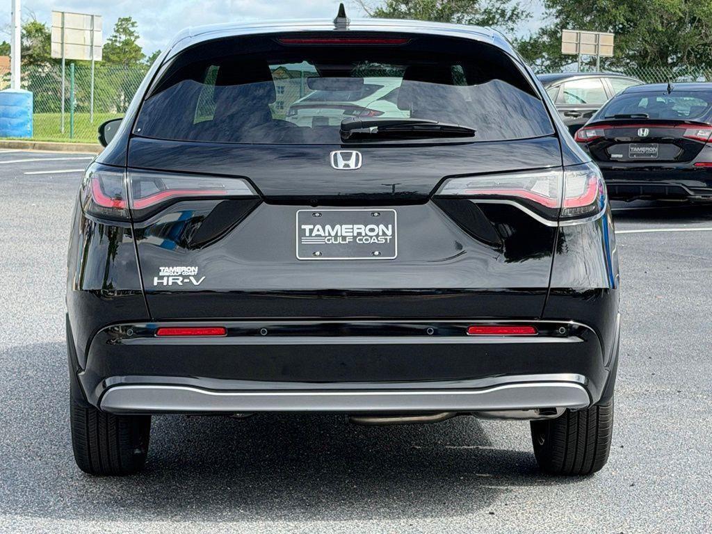 new 2027 Honda HR-V car, priced at $33,948