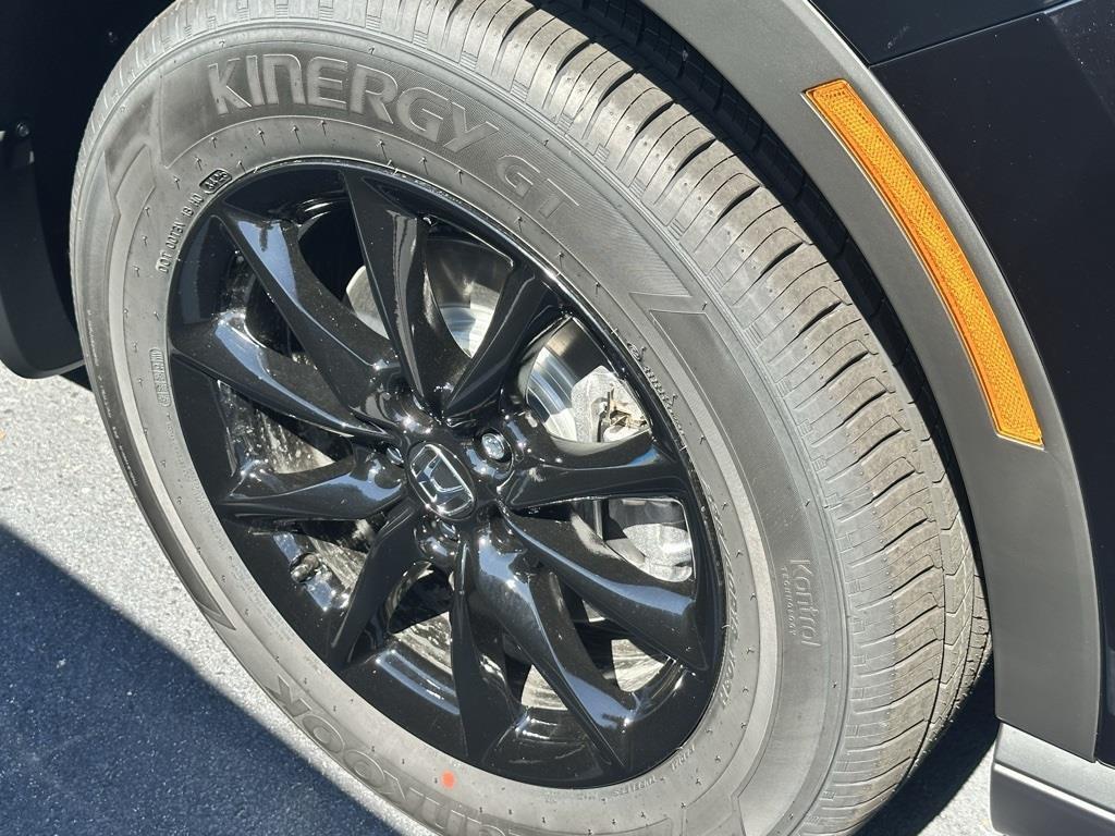 new 2026 Honda CR-V Hybrid car, priced at $40,675