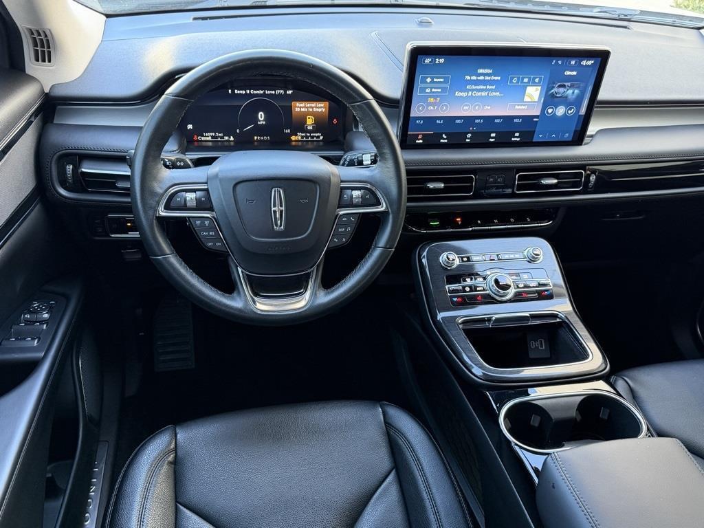 used 2023 Lincoln Nautilus car, priced at $33,000