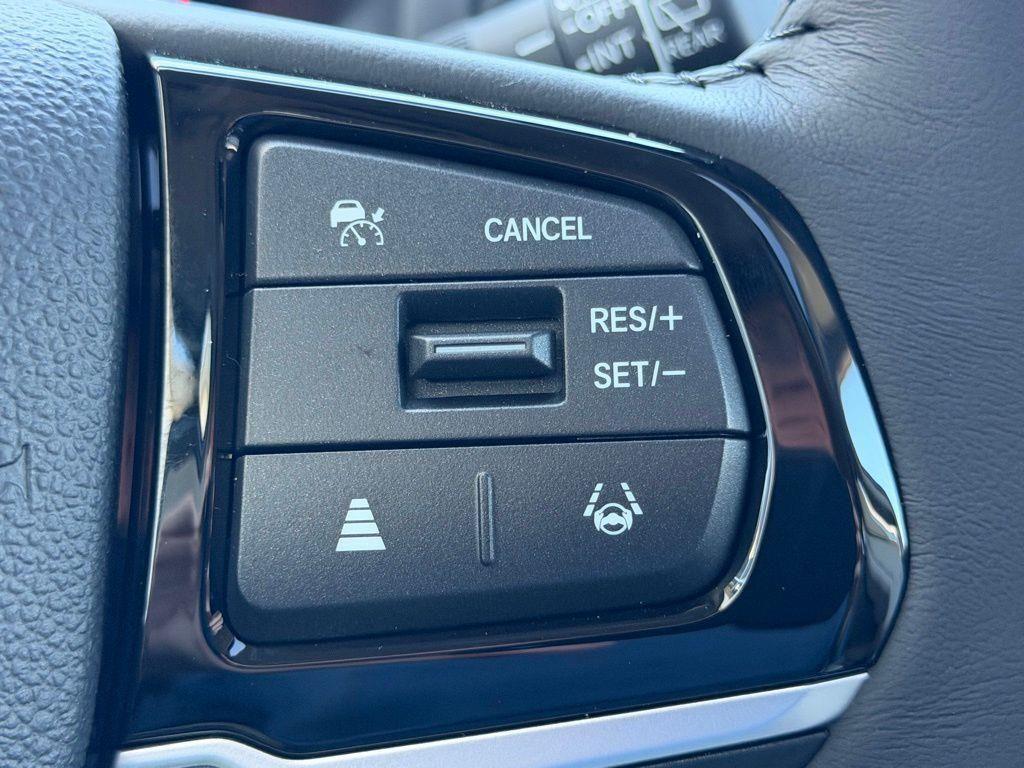 new 2026 Honda Odyssey car, priced at $41,637