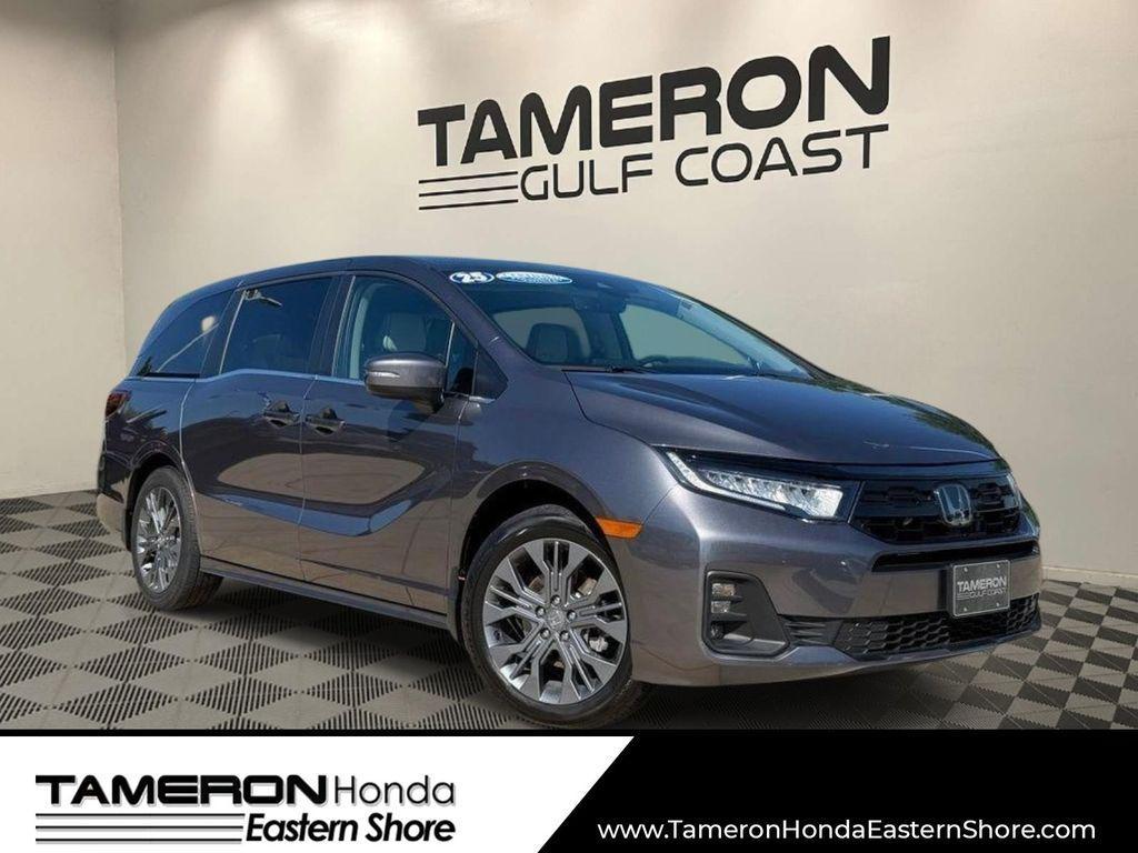 used 2025 Honda Odyssey car, priced at $41,794