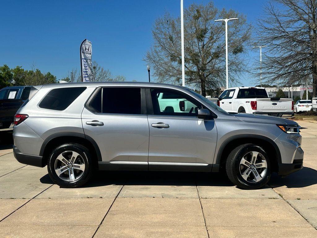 used 2023 Honda Pilot car, priced at $37,768