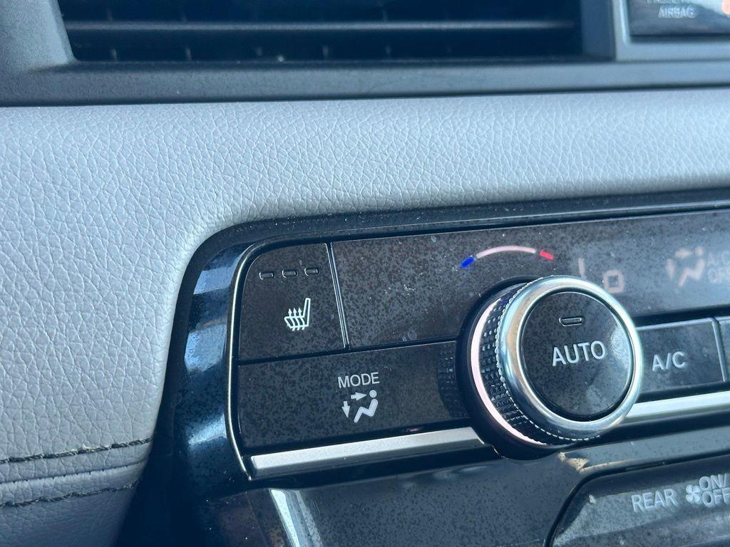 used 2023 Honda Pilot car, priced at $37,768