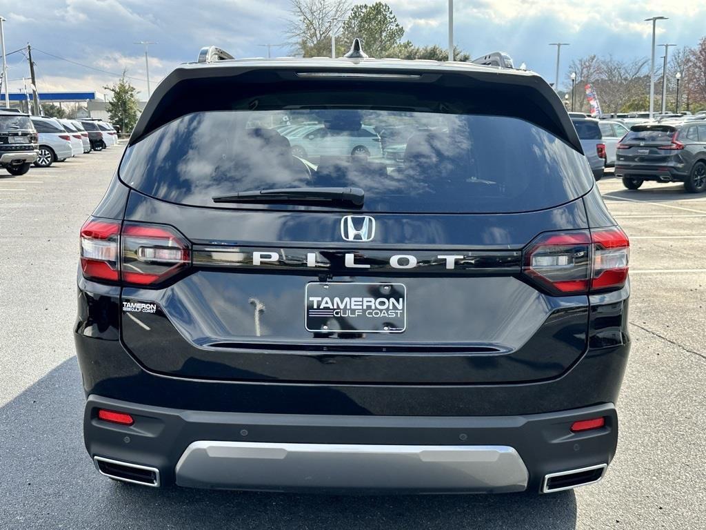 new 2026 Honda Pilot car, priced at $46,740