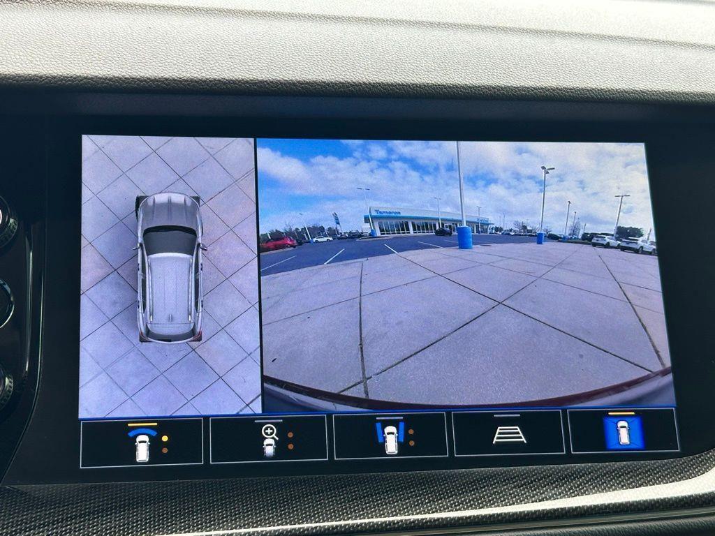 used 2022 Buick Envision car, priced at $21,442