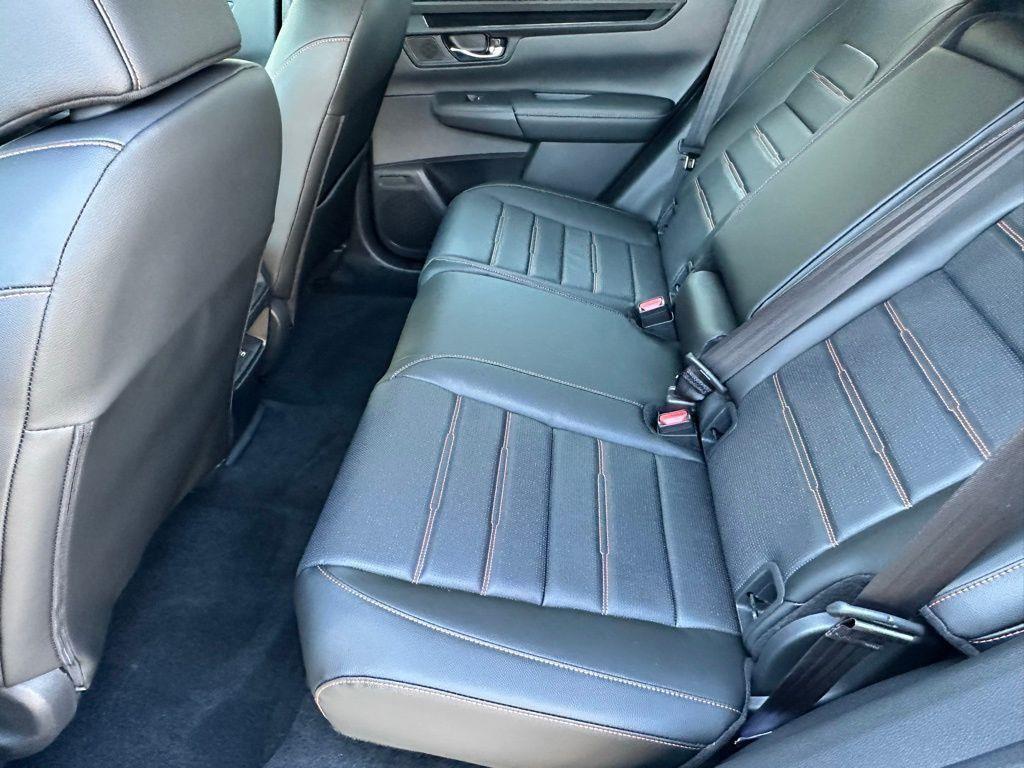 new 2026 Honda CR-V Hybrid car, priced at $39,630