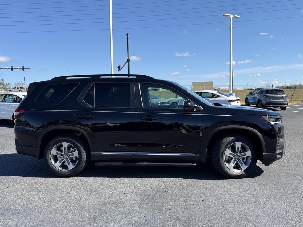 new 2026 Honda Pilot car, priced at $45,990