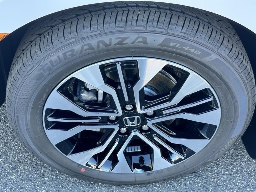 new 2026 Honda Odyssey car, priced at $53,645