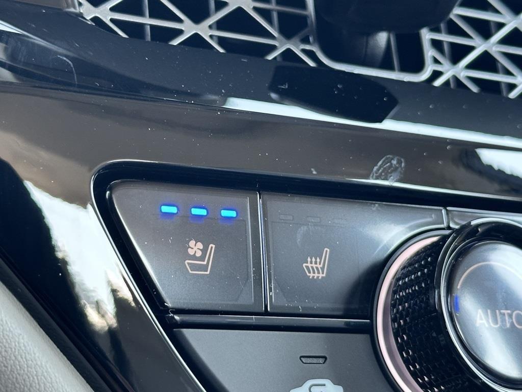 new 2026 Honda Accord Hybrid car, priced at $40,145