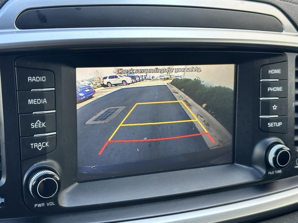 used 2020 Kia Sorento car, priced at $14,131