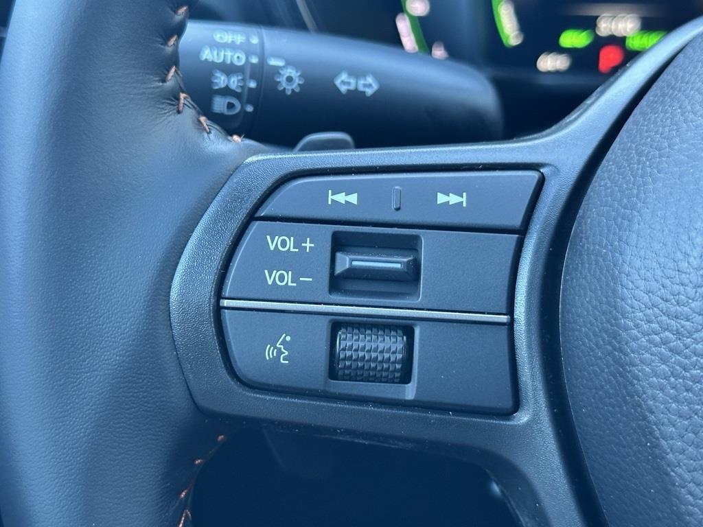 new 2026 Honda CR-V Hybrid car, priced at $39,175