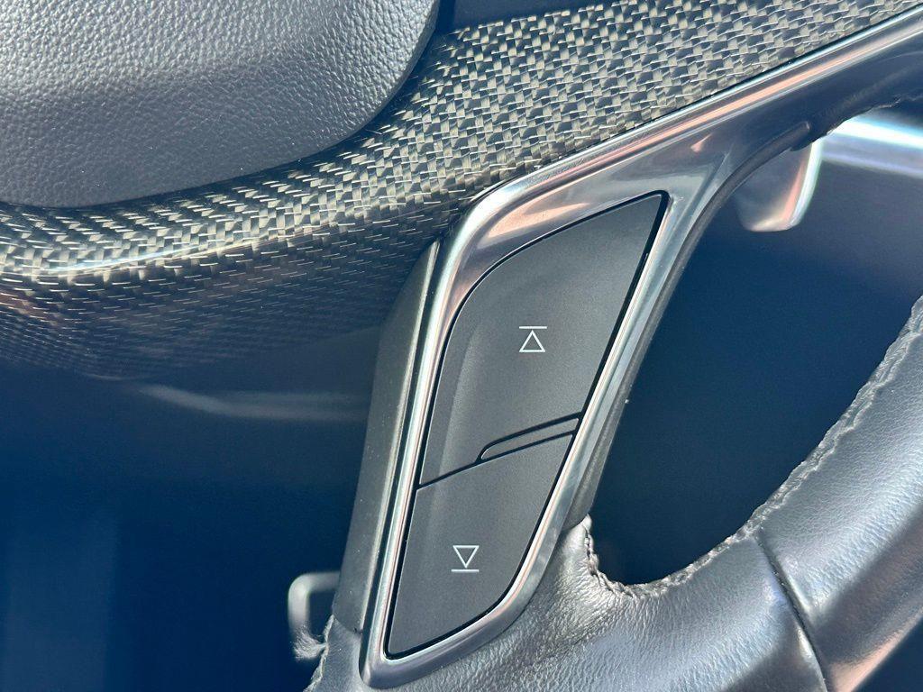 used 2022 Cadillac XT5 car, priced at $30,485