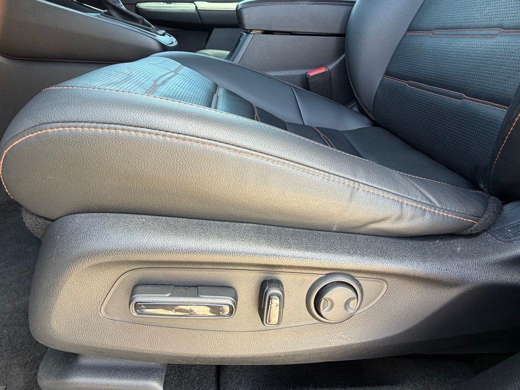 used 2024 Honda CR-V Hybrid car, priced at $27,830