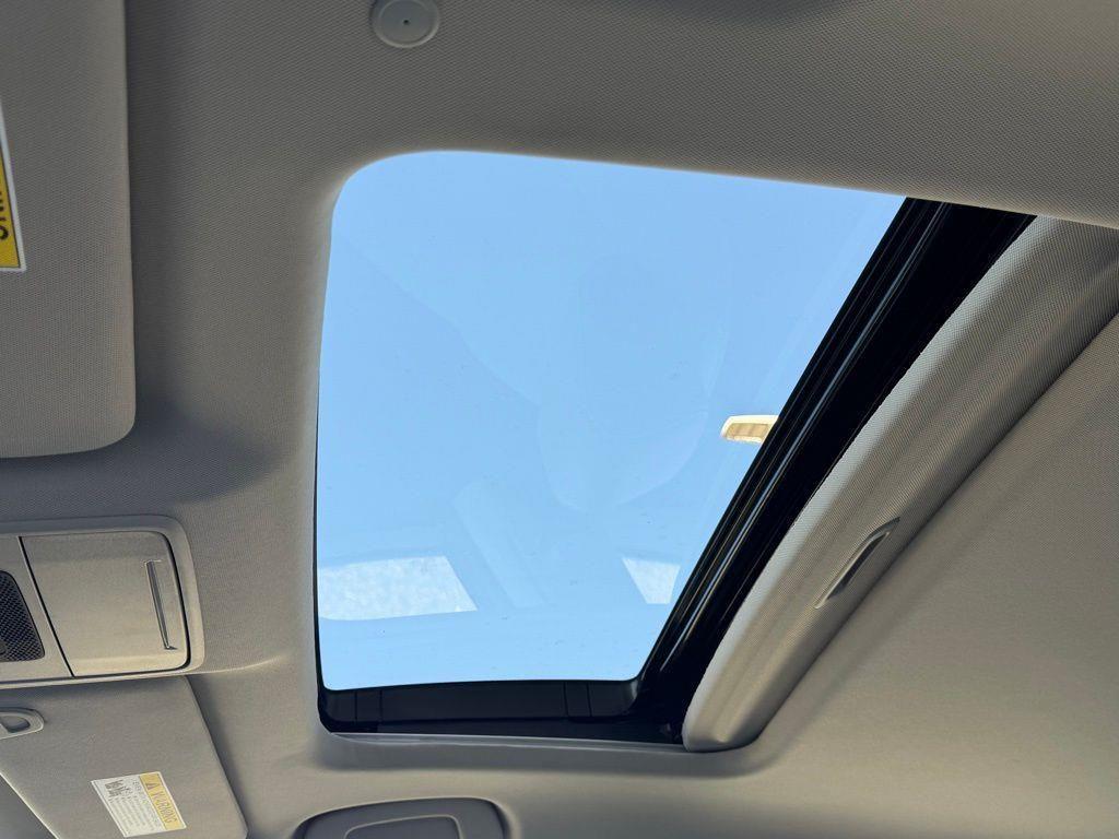 new 2026 Honda Accord Hybrid car, priced at $35,290