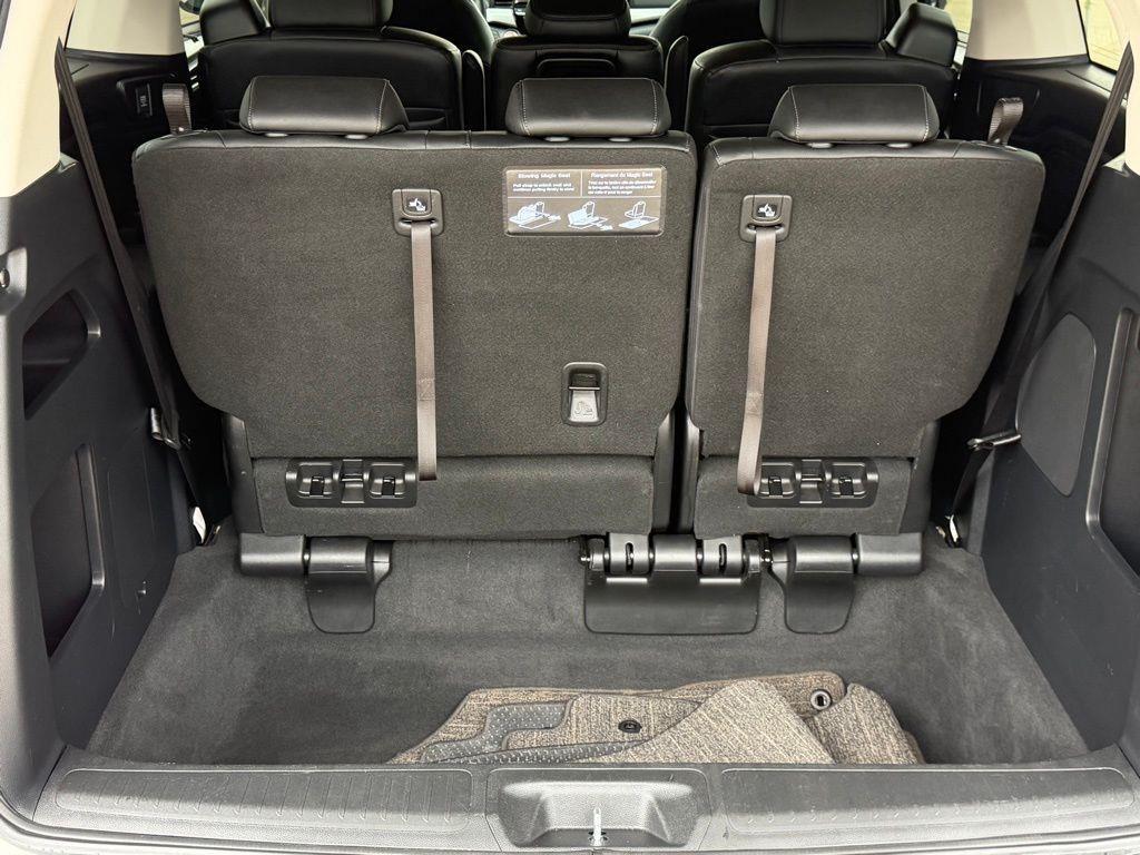 used 2025 Honda Odyssey car, priced at $37,500