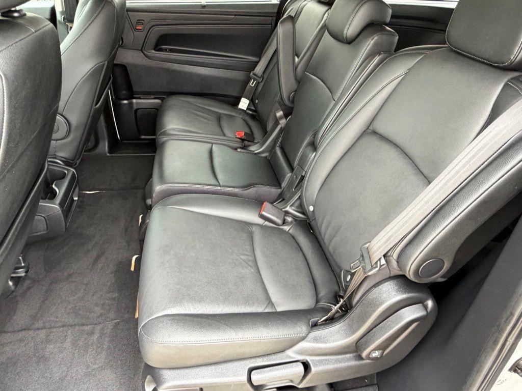 used 2025 Honda Odyssey car, priced at $37,500