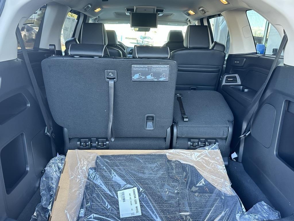 new 2026 Honda Odyssey car, priced at $53,193