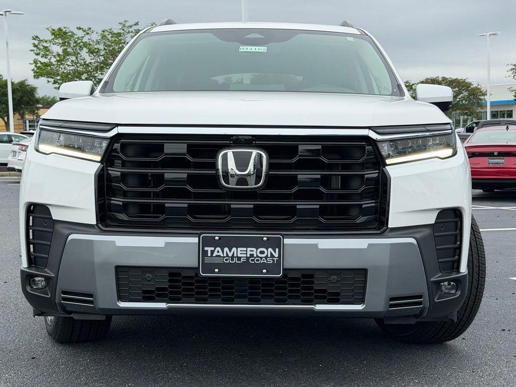 new 2026 Honda Pilot car, priced at $55,093