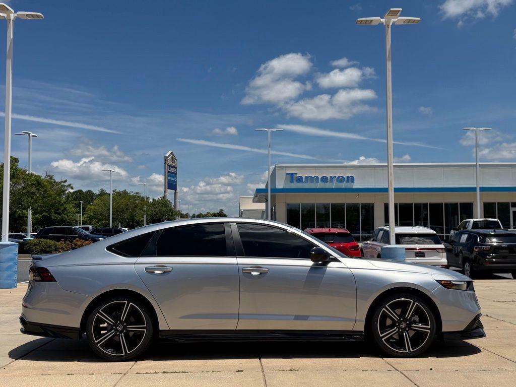 used 2025 Honda Accord Hybrid car, priced at $31,020