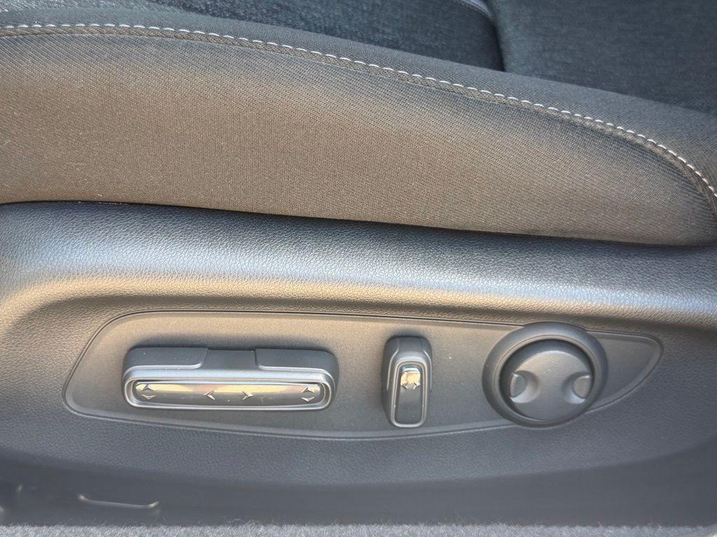 used 2025 Honda Accord Hybrid car, priced at $31,020