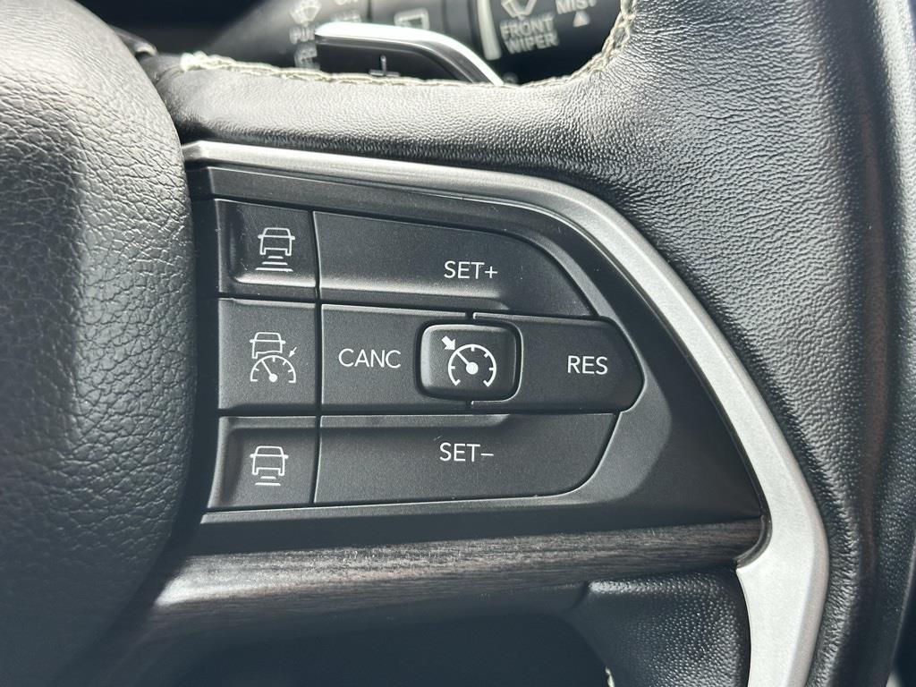 used 2022 Jeep Grand Cherokee L car, priced at $25,000