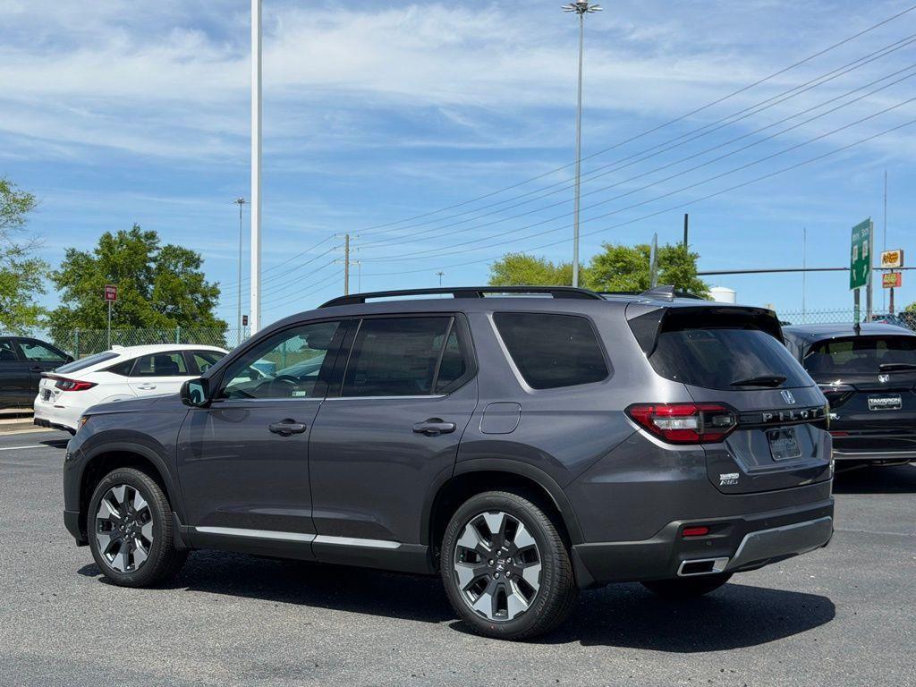 new 2026 Honda Pilot car, priced at $52,590