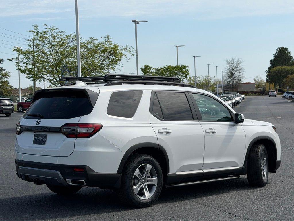 new 2026 Honda Pilot car, priced at $49,065
