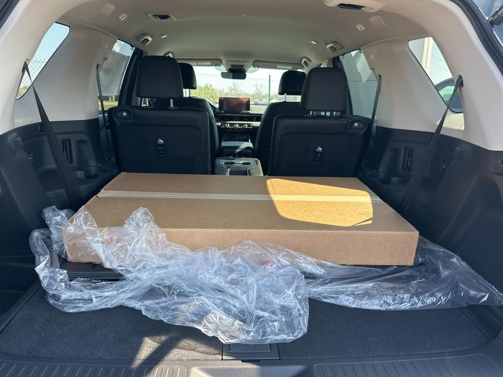 new 2026 Honda Pilot car, priced at $46,445