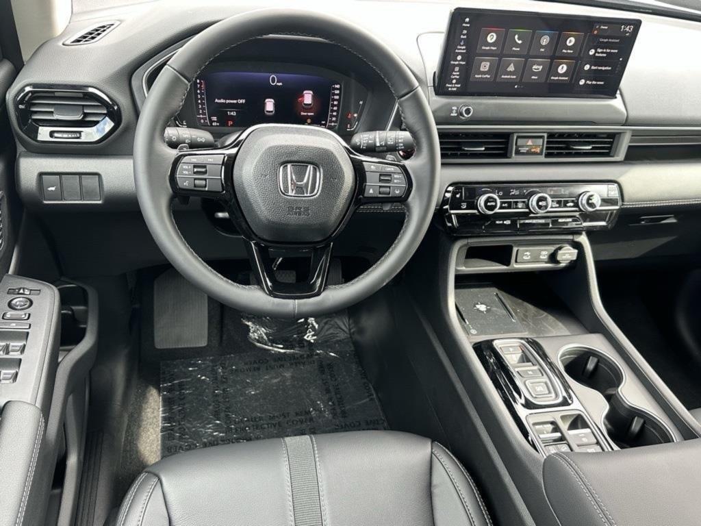 new 2026 Honda Pilot car, priced at $46,445