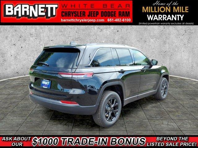new 2026 Jeep Grand Cherokee car, priced at $41,609
