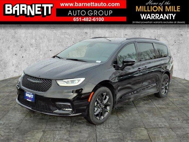 new 2026 Chrysler Pacifica car, priced at $41,467