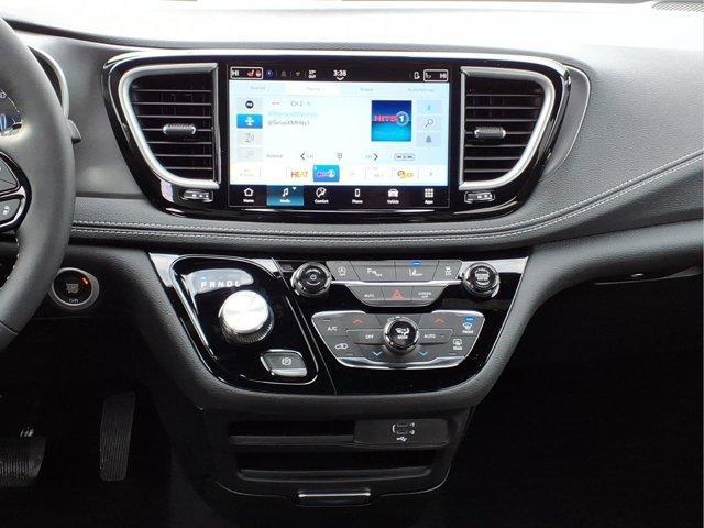 new 2026 Chrysler Pacifica car, priced at $44,297