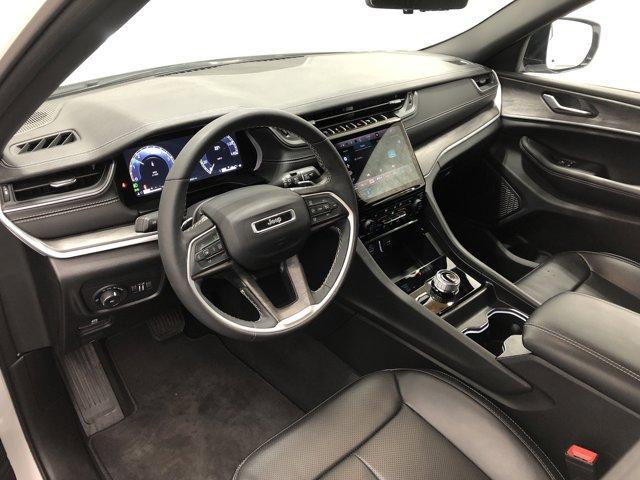 used 2024 Jeep Grand Cherokee car, priced at $37,988